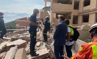 Ximo Puig ofrece ayuda a Peñíscola para los afectados por el derrumbe de un edificio y traslada sus condolencias a la familia del joven fallecido