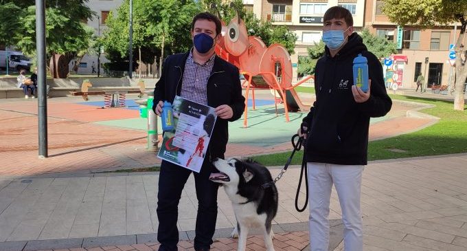 Castelló implica la ciutadania en la necessitat de netejar l'orina dels gossos