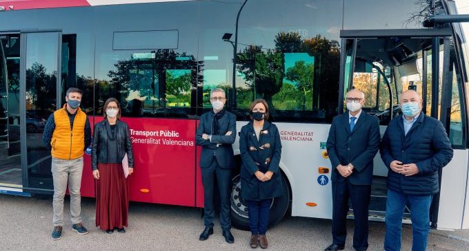 En marxa el nou servei públic d'autobusos entre Vinaròs, Benicarló i Peníscola