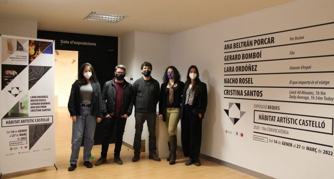 Cultura exposa les obres i el talent dels artistes de les 'Beques Hàbitat Artístic Castelló'
