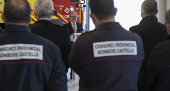 La Diputación invierte 600.000 euros para dotar con tecnología punta de seguridad personal y nuevo vestuario a los bomberos del Consorcio Provincial