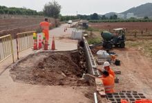 El Ayuntamiento de Almenara realiza obras en el camí Jover con la reconstrucción del muro y del asfaltado