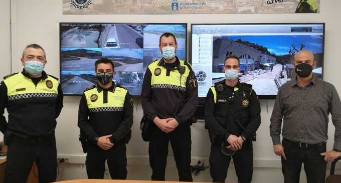 La Policia Local de la Vall d'Uixó incorpora dos nous agents i un etilòmetre per a realitzar controls d'alcoholèmia