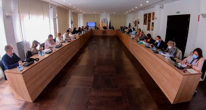 Vila-real aprueba por unanimidad bonificar el IBI a 288 negocios de comercio minorista, hostelería, educación o deporte