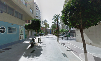Un home en patinet atropellat per un autobús a Castelló