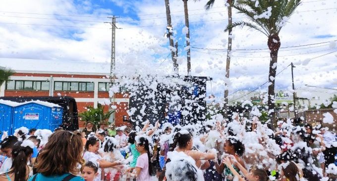 Almassora celebra el Día de las Niñas y Niños con más de 540 menores