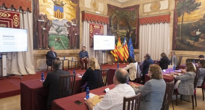 Such destaca el compromís de la Diputació de Castelló amb els ajuntaments, "als quals transfereix més recursos que mai"