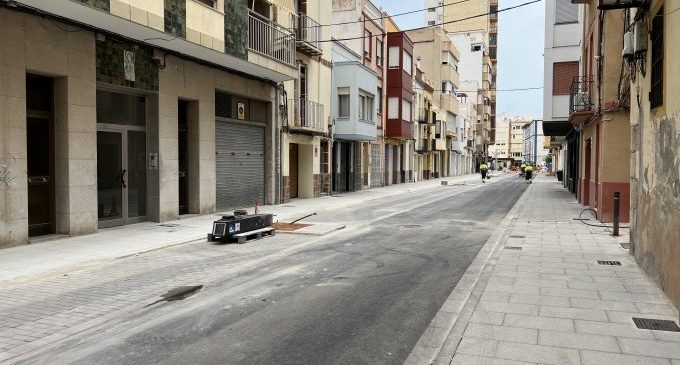 Vinaròs abre circulación en la calle de Santa Magdalena