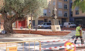 Onda avança en la remodelació de la Plaça Corts Valencianes i suma una nova zona infantil