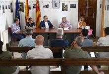 Martí estudia amb els alcaldes el contingut dels convenis singulars que la Diputació subscriurà amb els pobles afectats per l'incendi de Bejís