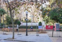 Castelló inicia la retirada del monument als Caiguts del parc Ribalta