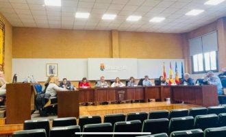 Marqués inicia la ronda de consultes amb els portaveus de l'oposició per a l'aprovació dels pressupostos 2023