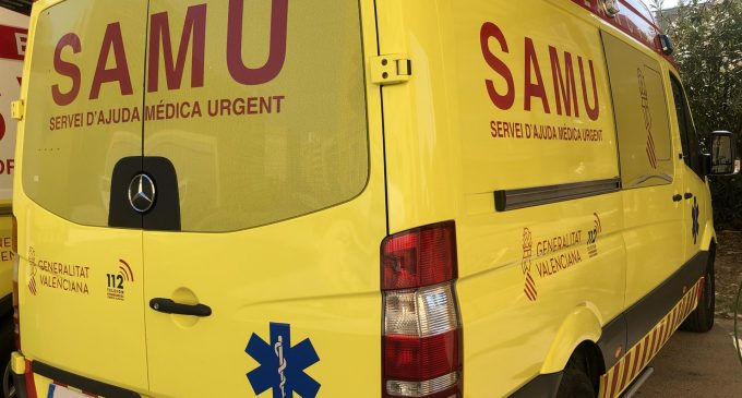 Un home bolca amb el seu camió a La Vall d'Uixó i resulta ferit amb policontusiones