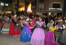 La nit de "La Coqueta" obri la setmana festiva a Benicàssim per Sant Antoni