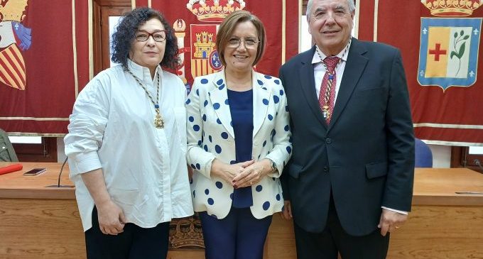 María Ángeles Romero i José Antonio Sánchez prenen possessió com a nous regidors de Benicarló