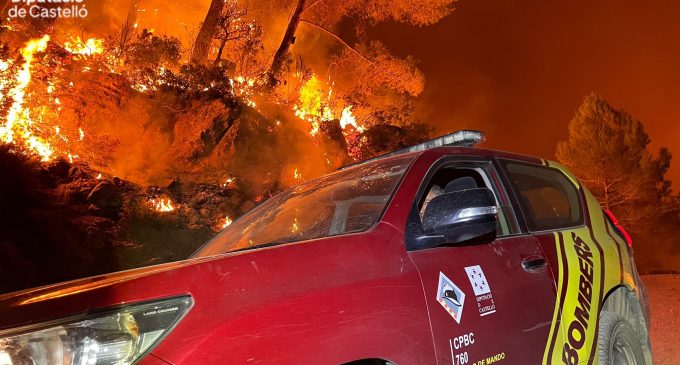 Ximo Puig: "L'incendi forestal de Villanueva de Viver avança amb gran voracitat"