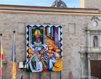 La plaça Major de Borriana ja llueix el tapís de Falles 2023