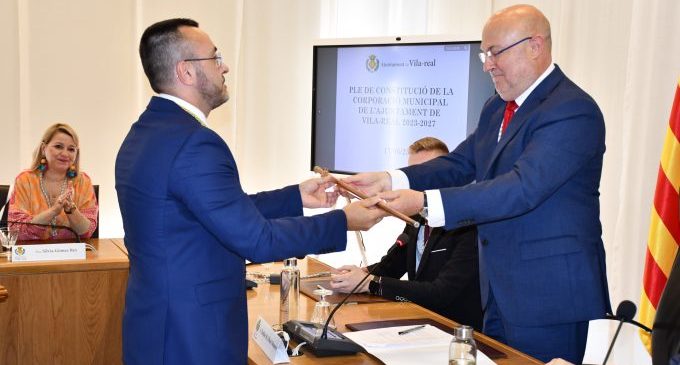 Vila-real constituye la nueva corporación y vuelve a investir alcalde a José Benlloch para el mandato 2023-2027