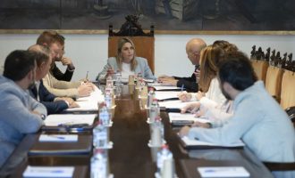 La Diputación refuerza su apuesta por lograr una provincia más eficiente y aprueba subvenciones por valor de casi 420.000 euros