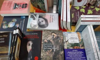 La Fira del Llibre de Castelló 2024 torna a la plaça de Santa Clara: programació d'activitats i signatures d'autors