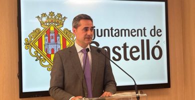 L'Ajuntament de Castelló valora en més de 76.000 euros la neteja de pintades contra l'edil Ortolá i anuncia mesures legals